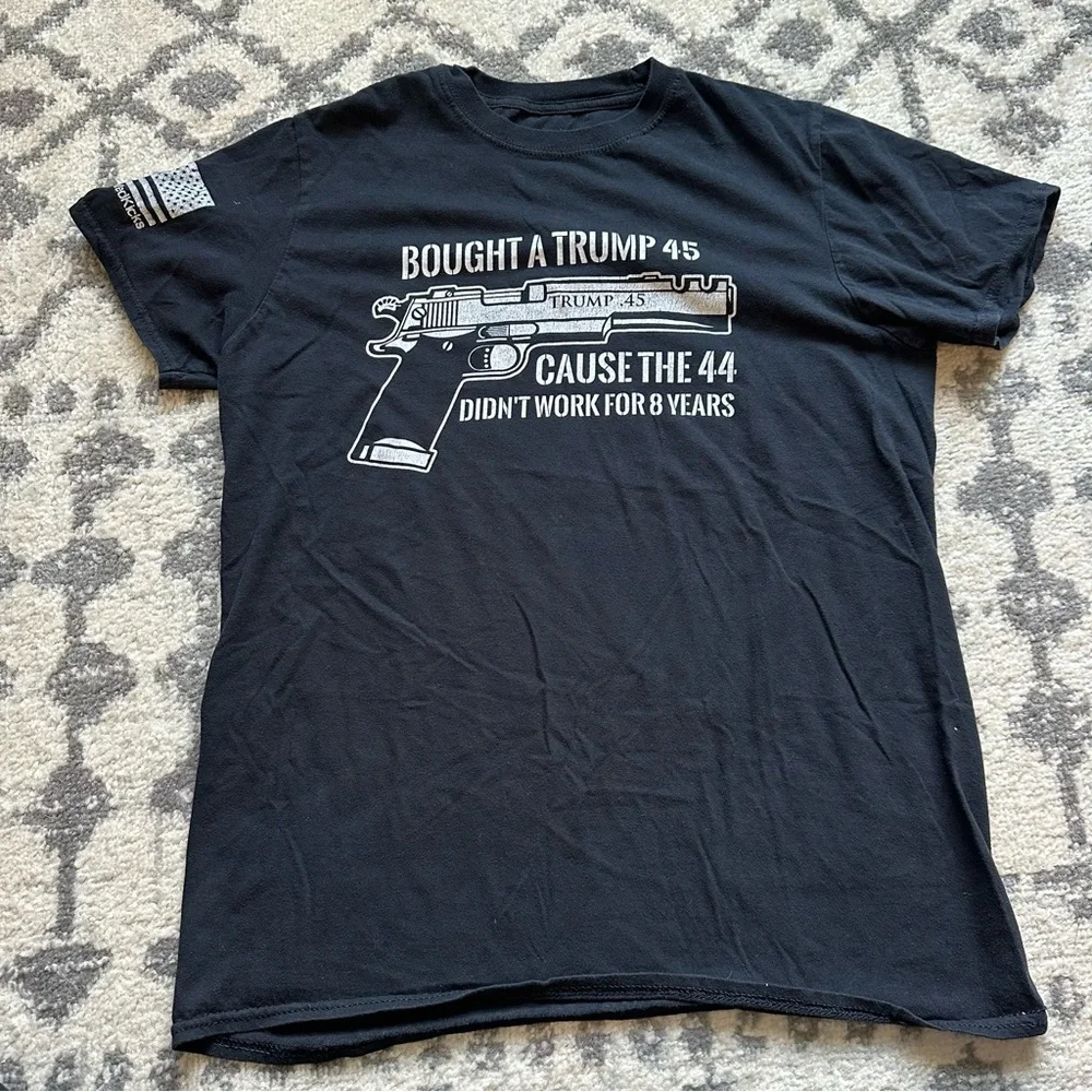Trump Tee Black Printed Kicks Size Medium - Picture 3 of 6